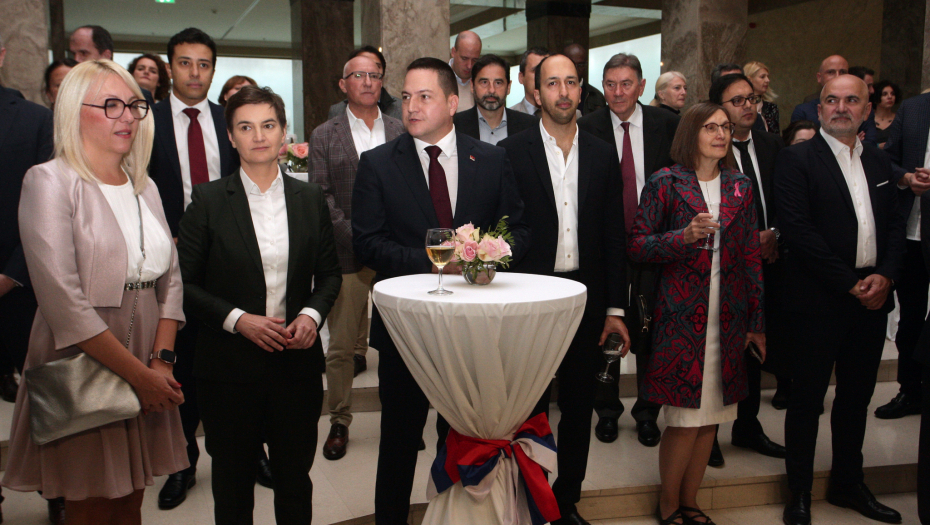 PREDSTAVNICI IZ VIŠE OD 20 ZEMALJA Svečani koktel za učesnike skupa "Budućnost biotehnologije"