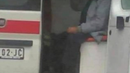 ZBOG ŠABANA ŠAULIĆA ZAVRŠIO U HITNOJ Veljku "zašili" glavu, a doktor se krstio kad je čuo kako je zadobio povrede
