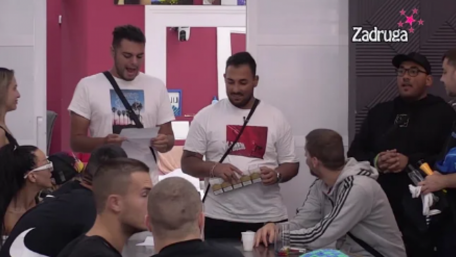 RAT NE JENJAVA Peca uzvratio bratu, Neca se setio majke, pa udario jos jače