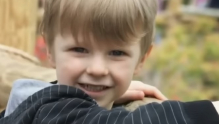 LUKINA PRIČA LEDI KRV U ŽILAMA "Mama, ja sam stradao 1993. godine u požaru", rekao je sa dve godine i dalje bez greške "prepričava" svoj "prošli život"