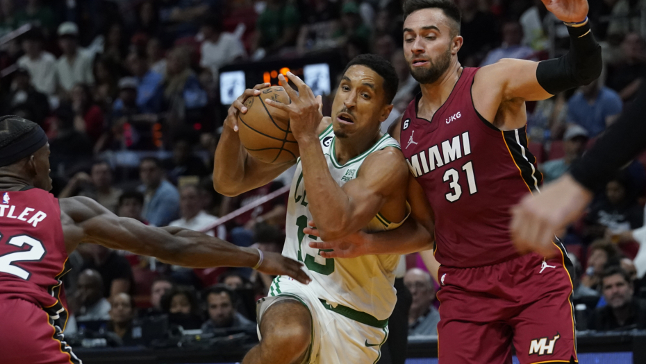 SRBIN SA KLUPE GLEDAO NOVI PORAZ Majami ne izgleda sjajno, Jović ponovo nije dobio šansu (VIDEO)