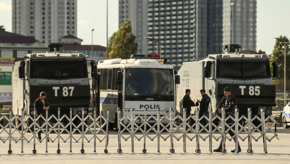RAT DRONOVA! Turci digli konvoj u vazduh!
