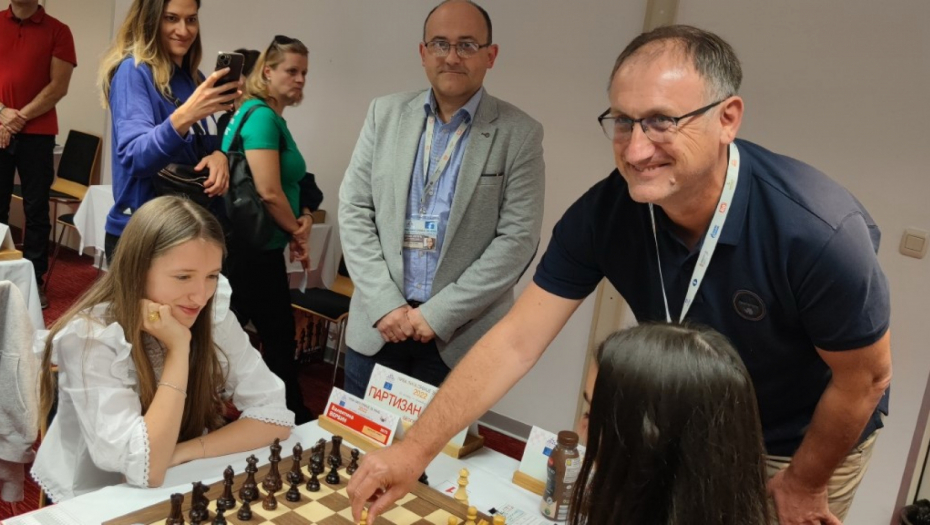 PRVA LIGA SRBIJE ZA ŽENE 2022 Šampion silovit na startu, Osnovac (Niš) slavio u derbiju