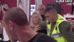 ZORICA POLILA JELENU SOKOM OD CVEKLE Još jedan haos u Beloj kući, obezbeđenje večeras ima puno posla, šok (FOTO)