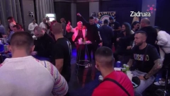 MAJA DALA BILAL DOZVOLU On prišao ovoj zadrugarki, pa je zagrlio i nazdravio sa njom