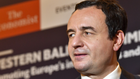 SRAMNO! Šolak otvoreno podržava Kurtija i njegovu politiku protiv Srba na KiM