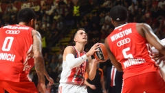 SLIKA KOJA JE SVE IZNENADILA Nemanja Nedović u dresu Partizana (FOTO)