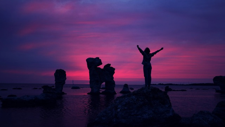 SVETLA NEDELJA DONOSI ČUDA "U narednih 5 dana stižu novac i promene za ove znakove