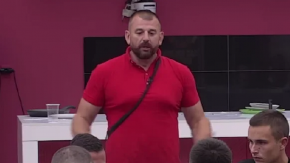 "TUKAO SI ŽENU" ISPLIVALI STRAVIČNI DETALJI O MILJANU VRAČEVIĆU On dobio nervni slom, neviđeni HAOS