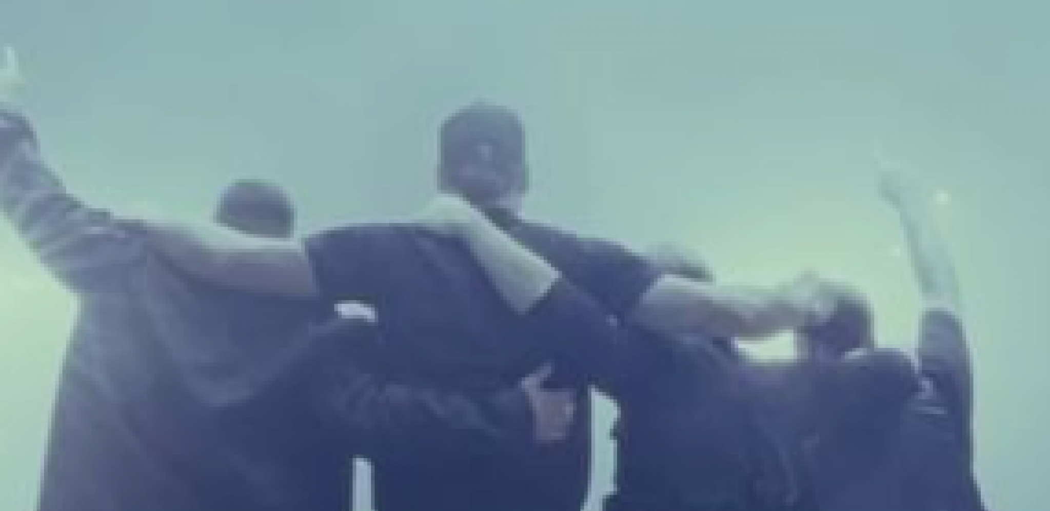 IBRAHIMOVIĆ UŽIVAO NA KONCERTU Zlatan se pridružio na bini popularnoj grupi, a onda je nastao delirijum (VIDEO)