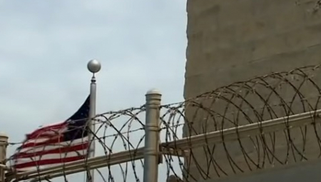 SILOVAO I UBIO ČASNU SESTRU Pre nego što je pogubljen, policiji je poručio samo jedno