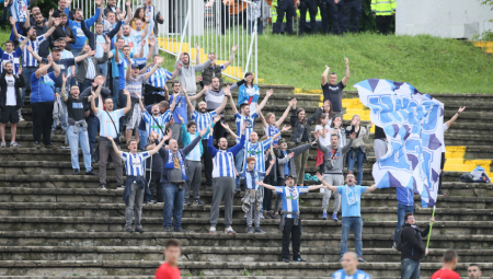 NE VOLE SE, ALI NE MOGU JEDNI BEZ DRUGIH Zanimljiva parola navijača zamena na debiju treće lige protiv OFK Beograda (FOTO)