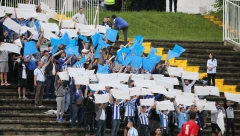 NASTAVLJA SE PRAVI MALI FUDBALSKI RAT Igraju klinci Zemuna i OFK Beograda, a cena karte je ŠOKANTNA (FOTO)