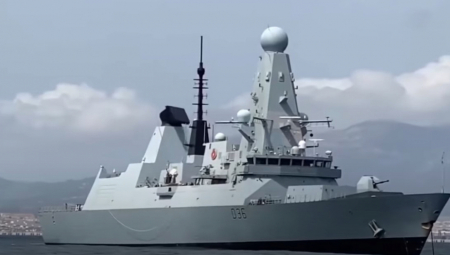 BRITANSKI RAZARAČ UPLOVIO U JADRAN Odmah se oglasilo hrvatsko Ministarstvo odbrane