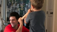 OVAKO IZGLEDA SOBA MALIH ĐOKOVIĆA Ni glamur ni luksuz, javnost je iznenađena toplinom njihovog doma