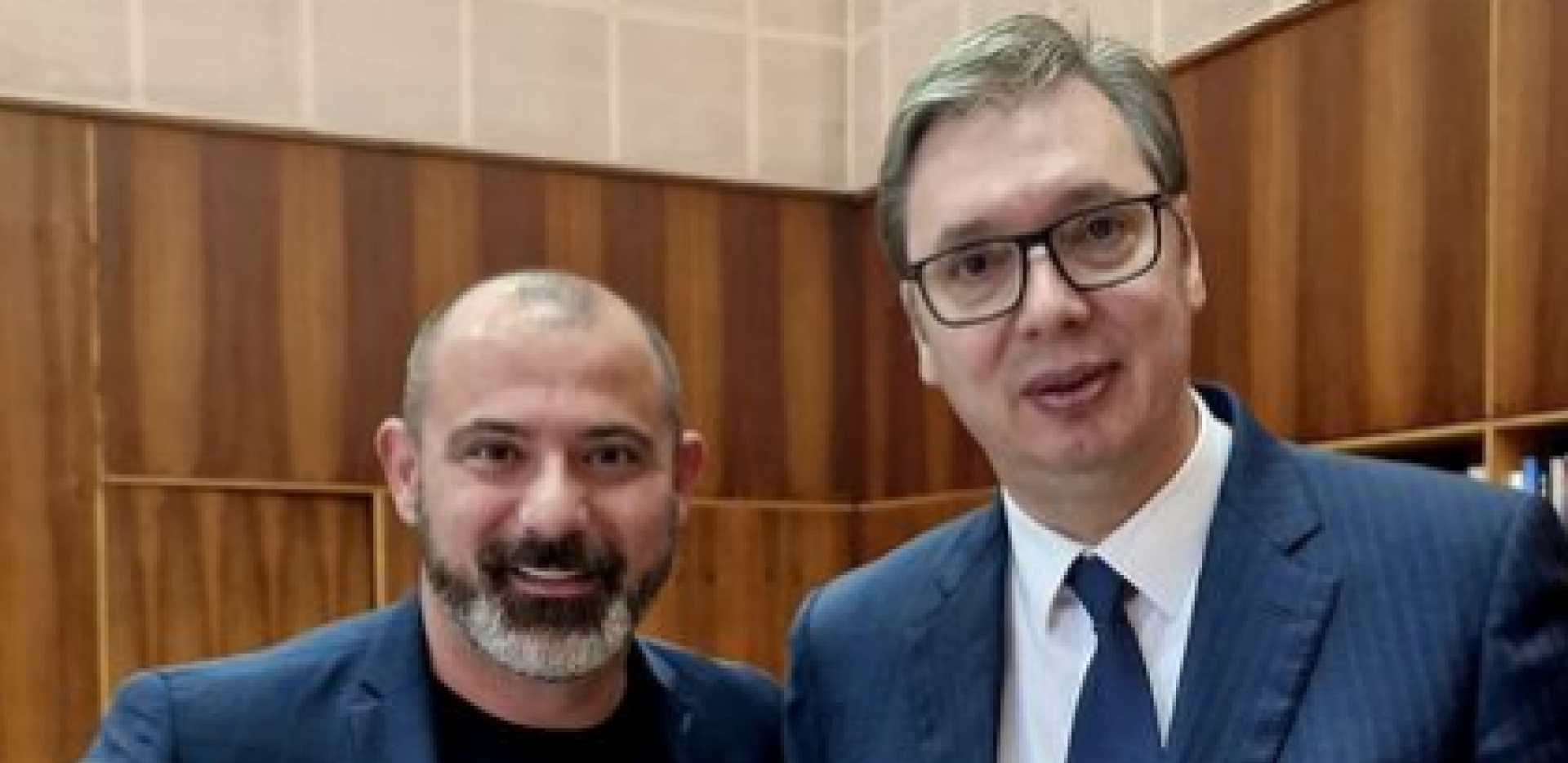 MOĆNO Predsednik Vučić dobio dres Sampdorije, pa Dejanu Stankoviću poslao jaku poruku (FOTO)