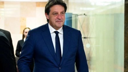 MINISTAR GAŠIĆ RAZGOVARAO DANAS SA KALNAJOM Potvrdili dugogodišnju saradnju u sprečavanju ilegalnih migracija