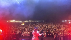 TRETIRAJU JE KAO KRALJICU Neda Ukraden još jednom potvrdila da je jedna od najvećih balkanskih zvezda (FOTO)