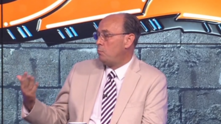 VUK JEREMIĆ JE TURBOFOLK POLITIČAR! Prvanović: Narodna stranka se dodvorava biračima! (VIDEO)