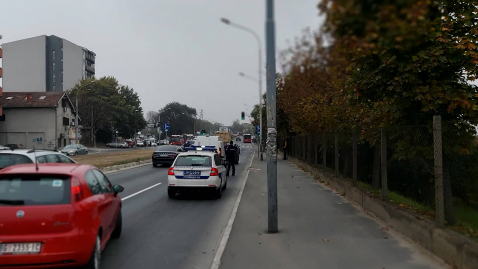 STRAVIČNA NESREĆA U VIŠNJICI Saobraćaj u kolapsu u ovom delu grada (FOTO)
