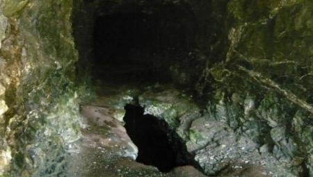 MISTERIJA OPASNOG TUNELA U SRPSKOM SELU Veruje se da su ga iskopali Francuzi, a unutra - čudo prirode