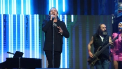 OČEKUJE VAS SPEKTAKL! Lukas nastupa u Beogradu za Srpsku Novu godinu (FOTO)