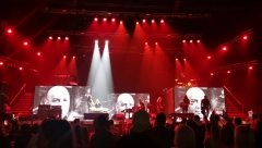 UPALITE SVEĆE KAO DA ME NEMA Tuga u Areni, Lukas peva pokojnom kolegi Džeju