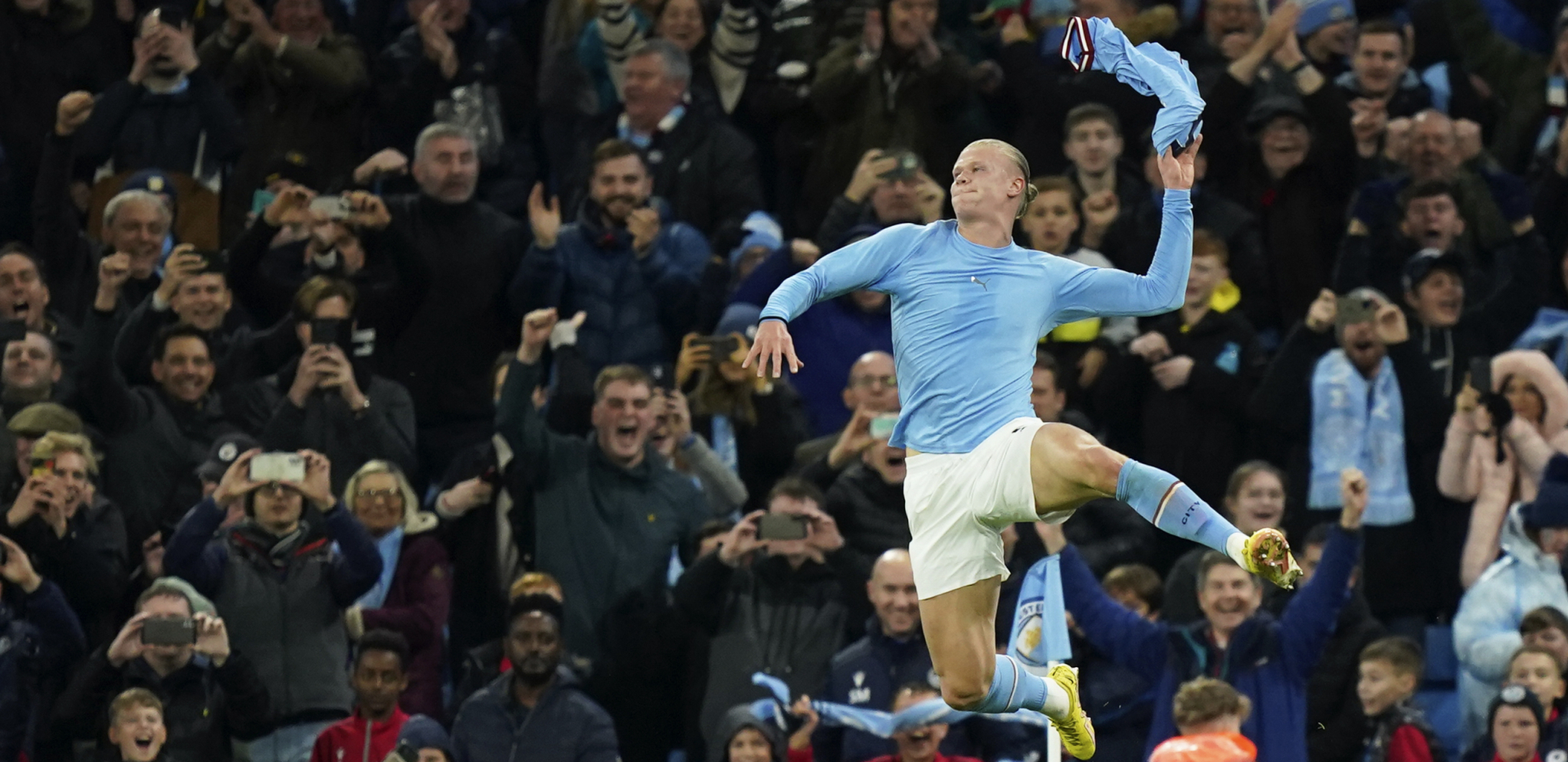 POPODNEVNO LUDILO U PREMIJER LIGI Siti slavio iz penala u 96. minutu, Lids u 84. okrenuo sa 1:3 na 4:3, goleade na sva četiri meča