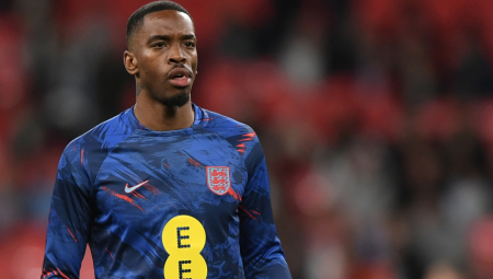 BAŠ JE NADRLJAO Treći najbolji strelac Premijer lige neće moći da igra ni za drugi klub, na terenu tek u januaru