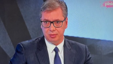 NAROD ĆE TEK OSETITI KRIZU Vučić: Mi pokušavamo da kupimo budućnost za preduzeća u Srbiji
