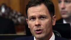 "KUPOVINA POLITIČKIH POENA IZ FOTELJE" Mali odgovorio Nikeziću: Srbiji najviše zla naneli oni koji su “najbolje” znali šta je Srbiji potrebno