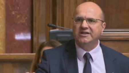 BORA SOLUNAC VRAĆEN NA FABRIČKA PODEŠAVANJA Jovanov postavio na mesto Jeremićevog jurišnika (VIDEO)