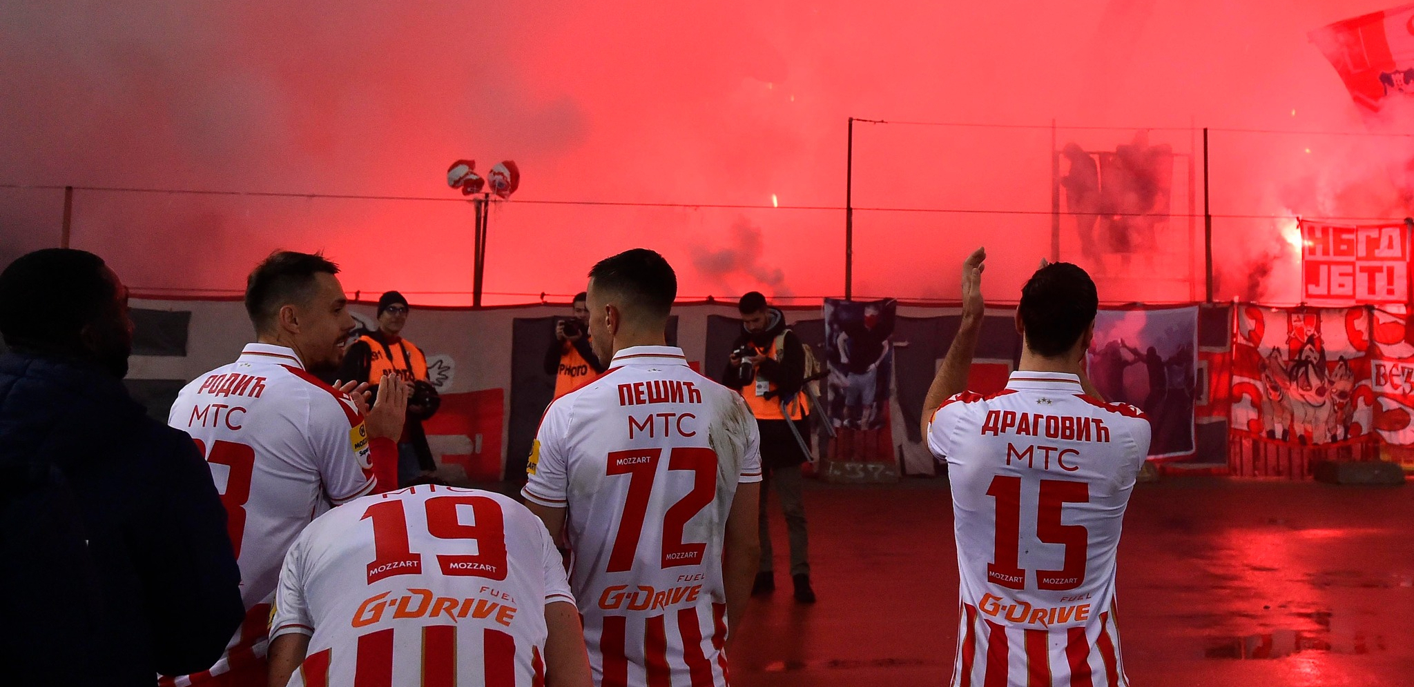 BEOGRADSKI JE IĆI NA MARAKANU Poseban poziv na Zvezdin meč osvanuo širom prestonice (VIDEO)