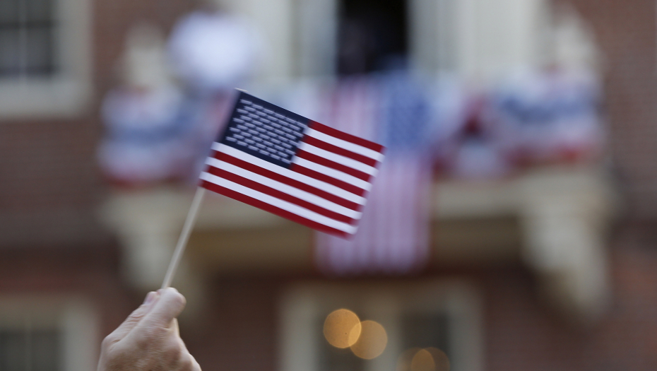 VIC DANA „Želiš li da čuješ jedan vic o glupim Amerikancima?“