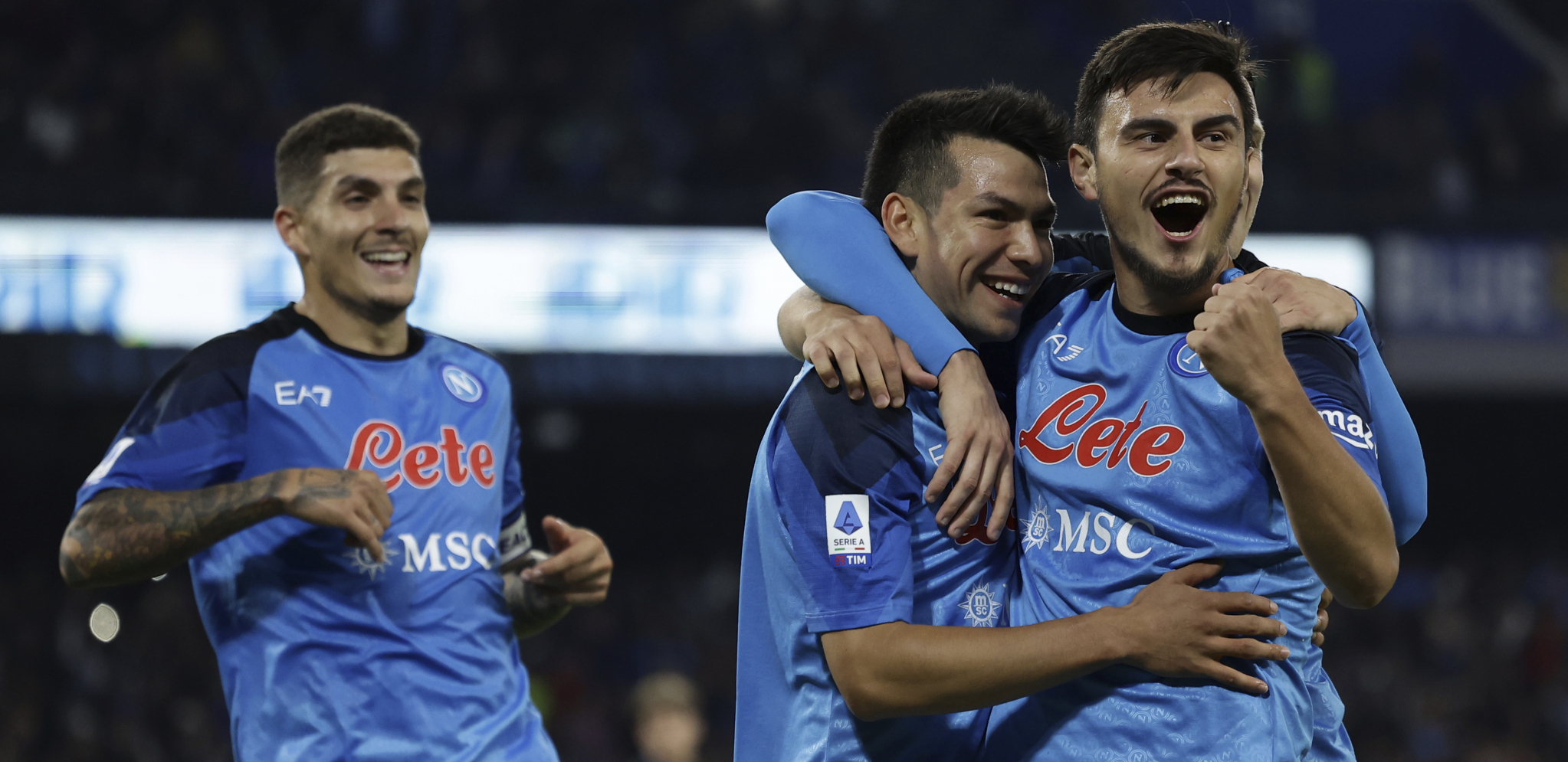 NIJE UVEK UBEDLJIVO, ALI POBEDA SE NE DOVODI U PITANJE Napoli nastavio da gazi ka Skudetu, pao Empoli