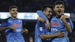 NIJE UVEK UBEDLJIVO, ALI POBEDA SE NE DOVODI U PITANJE Napoli nastavio da gazi ka Skudetu, pao Empoli