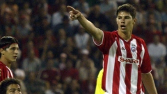 ZNATE LI GDE JE NIKOLA ŽIGIĆ? Čuveni fudbaler Crvene zvezde ponovo u crveno-belom dresu (FOTO)