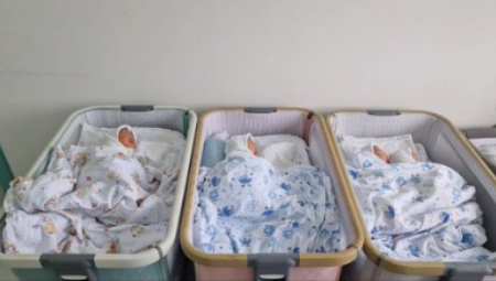 LEPE VESTI NA BOŽIĆ Od ponoći do jutra rođeno 5 beba u KBC "Dragiša Mišović"