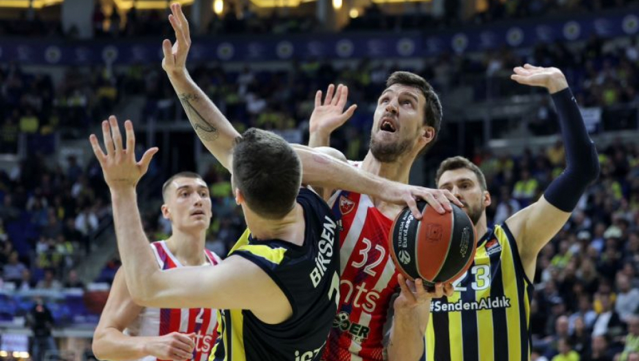 ZVEZDA SE UGASILA U DRUGOM POLUVREMENU Sjajni Gudurić nosio Fener do nove pobede