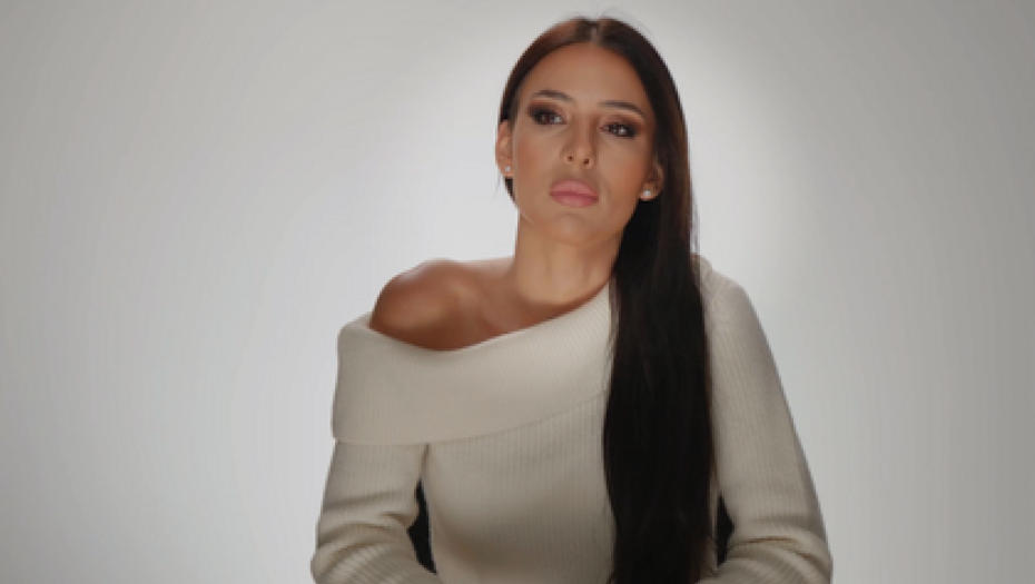 ON JE PSIHOPATA, ŠALJE MI BOLEŠTINE Anastasija Ražnatović vidno uznemirena: "Čovek je opsednut i POREMEĆEN" - Bezbednost joj OZBILJNO UGROŽENA