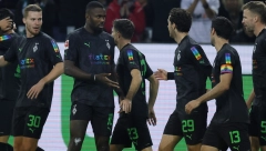 GOLEADA U DERBIJU DVE BORUSIJE Gladbah ubedljiv protiv Dortmunda