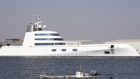 DRAMA U HRVATASKOJ Nasukala se jahta na ostrvu Krk, biznismena spašavali sa broda