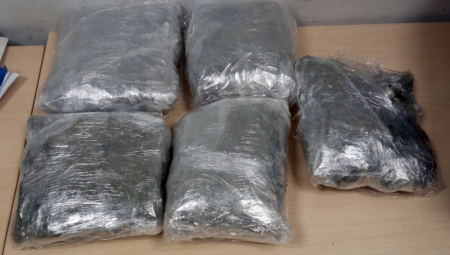 ZAPLENJENO VIŠE OD 30 KILOGRAMA MARIHUANE Državljanin Grčke uhapšen na graničnom prelazu Preševo