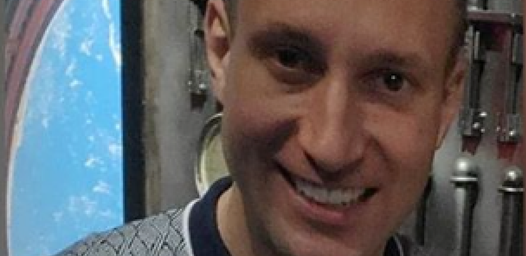 KLINIKA ZA LEČENJE ZAVISNOSTI OBRISALA SLIKU DIREKTORA NAKON SKANDALA Miloš Medenica uhapšen na aerodromu sa "paketićem" heroina