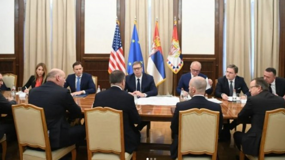 VUČIĆ SA PREDSTAVNICIMA KOMPANIJE BEHTEL: Informisali predsednika o napredovanju radova na budućem ponosu Srbije!