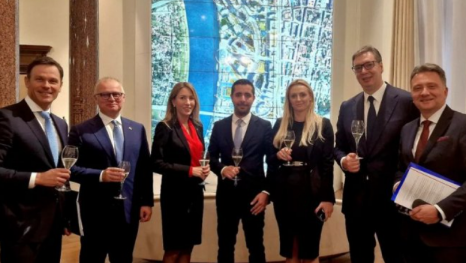 VUČIĆ OBJAVIO SLIKU SA MINISTRIMA Kratak predah pred važan sastanak (FOTO)