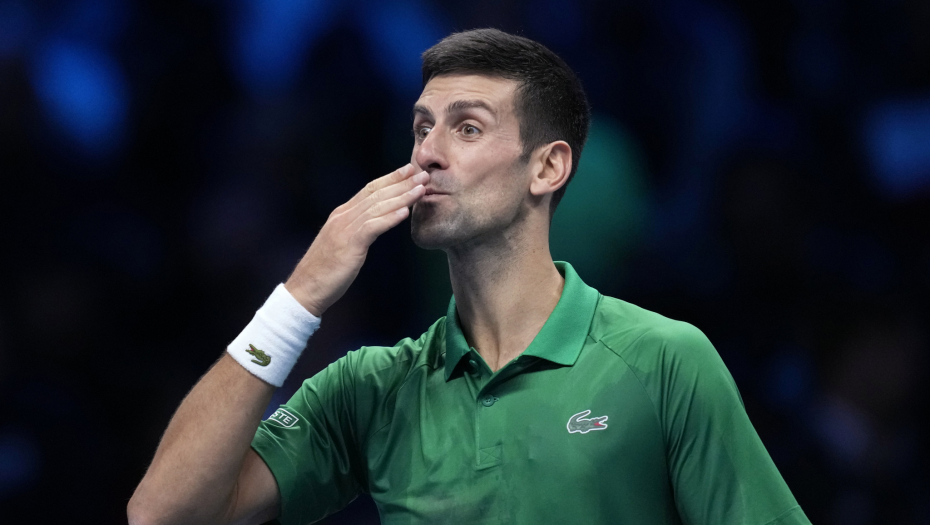 SNIMAK KOJI JE ODUŠEVIO PLANETU Pogledajte kako porodica Đoković proslavlja Novakovu pobedu, Tarina reakcija topi srca (VIDEO)