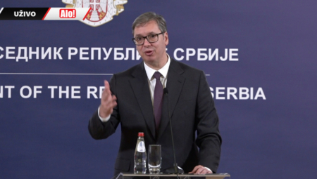 VUČIĆ ODLUČAN Uvek solidarnost sa izbeglicama, ali ne želimo da budemo parking za migrante (FOTO/VIDEO)