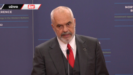 "U ŠUMU ULAZIMO BEZ SEKIRE" Rama očajan, počeo da moli Kurtija: Urazumi se čoveče