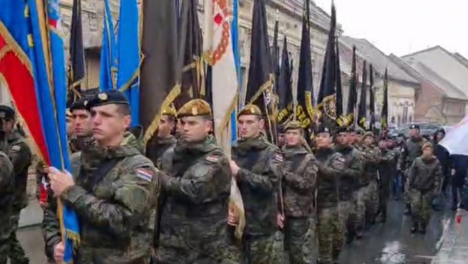 NE ODRIČU SE SRAMNE ISTORIJE Skandal u hrvatskom Saboru zbog ustaškog pozdrava!